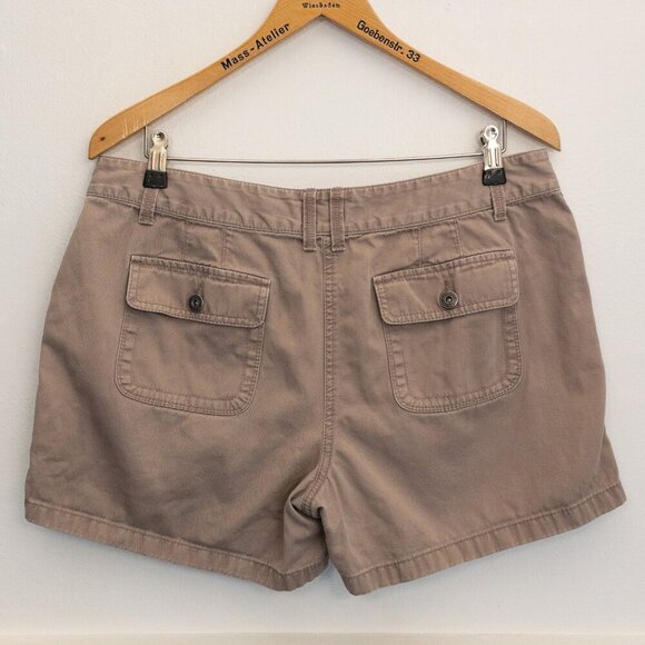 Ann Taylor Signature Fit Shorts Size 12 Khaki Casual Utility Lower Waist - Picture 2 of 3